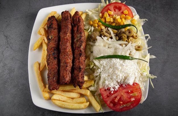 Kamber pizza kebap tacos