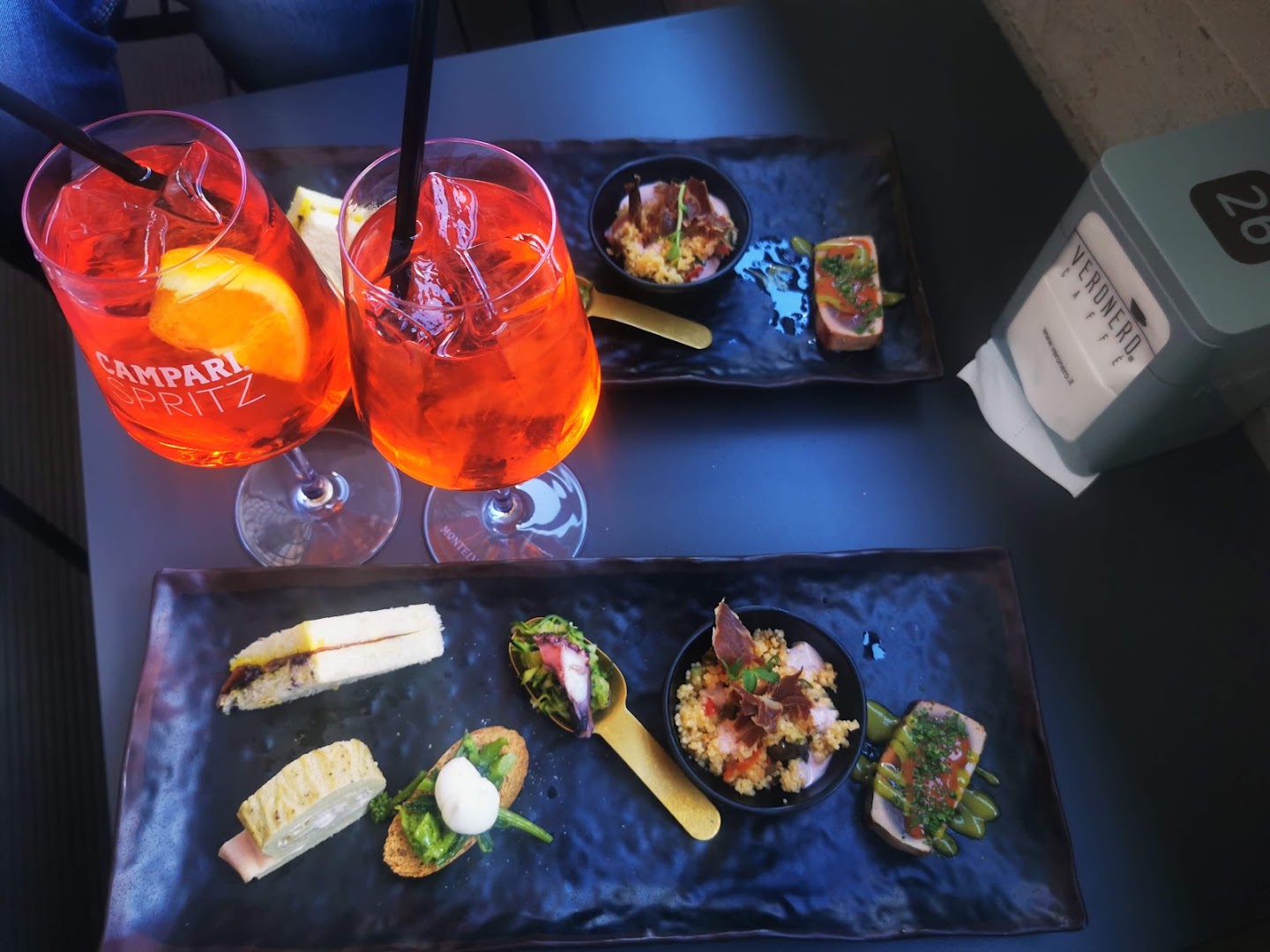 Karlo Lounge Bar& bistrot