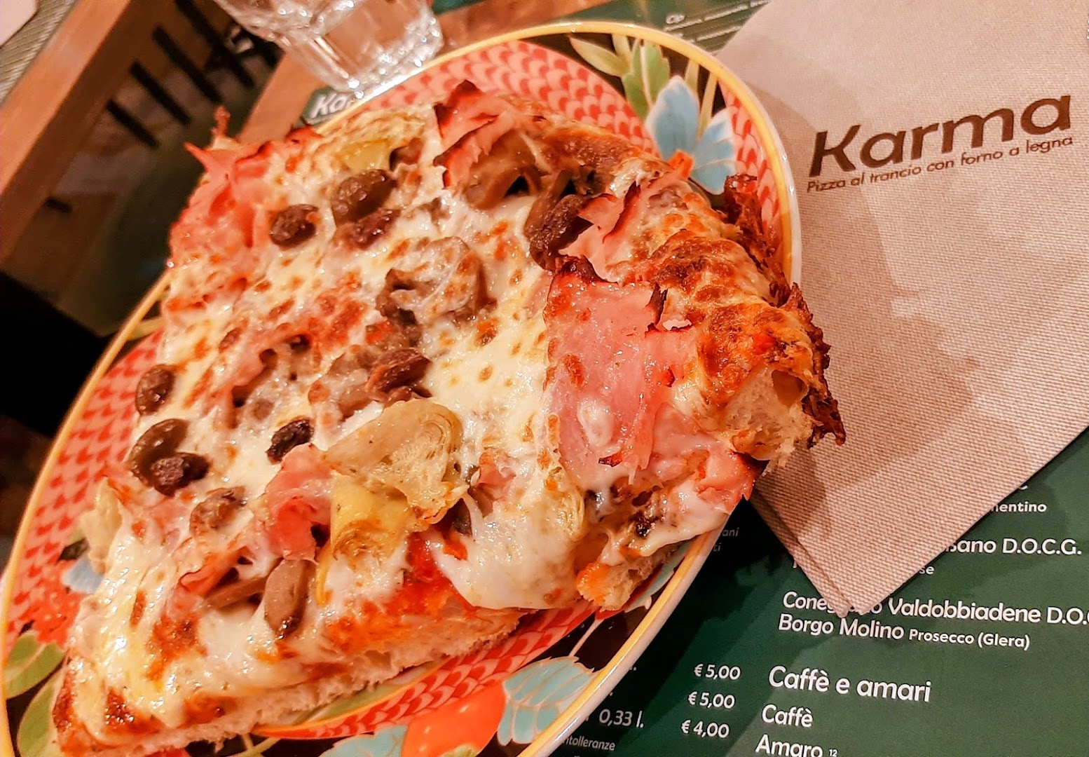 Karma pizza al trancio con forno a legna