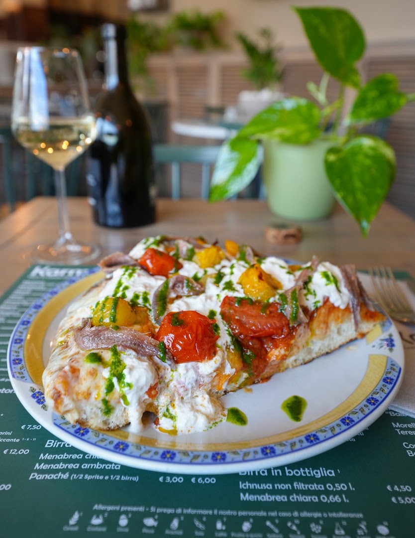 Karma pizza al trancio con forno a legna