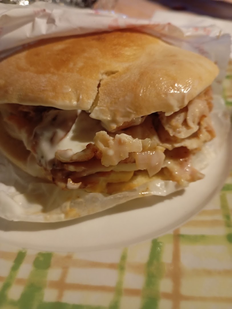Kasana Pizza Kebab