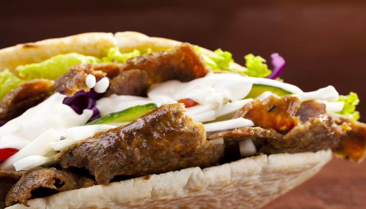 KASHAN PIZZA KEBAP