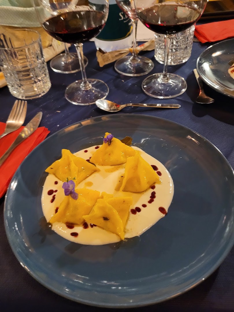 Kavarna Wine Bar & Restaurant