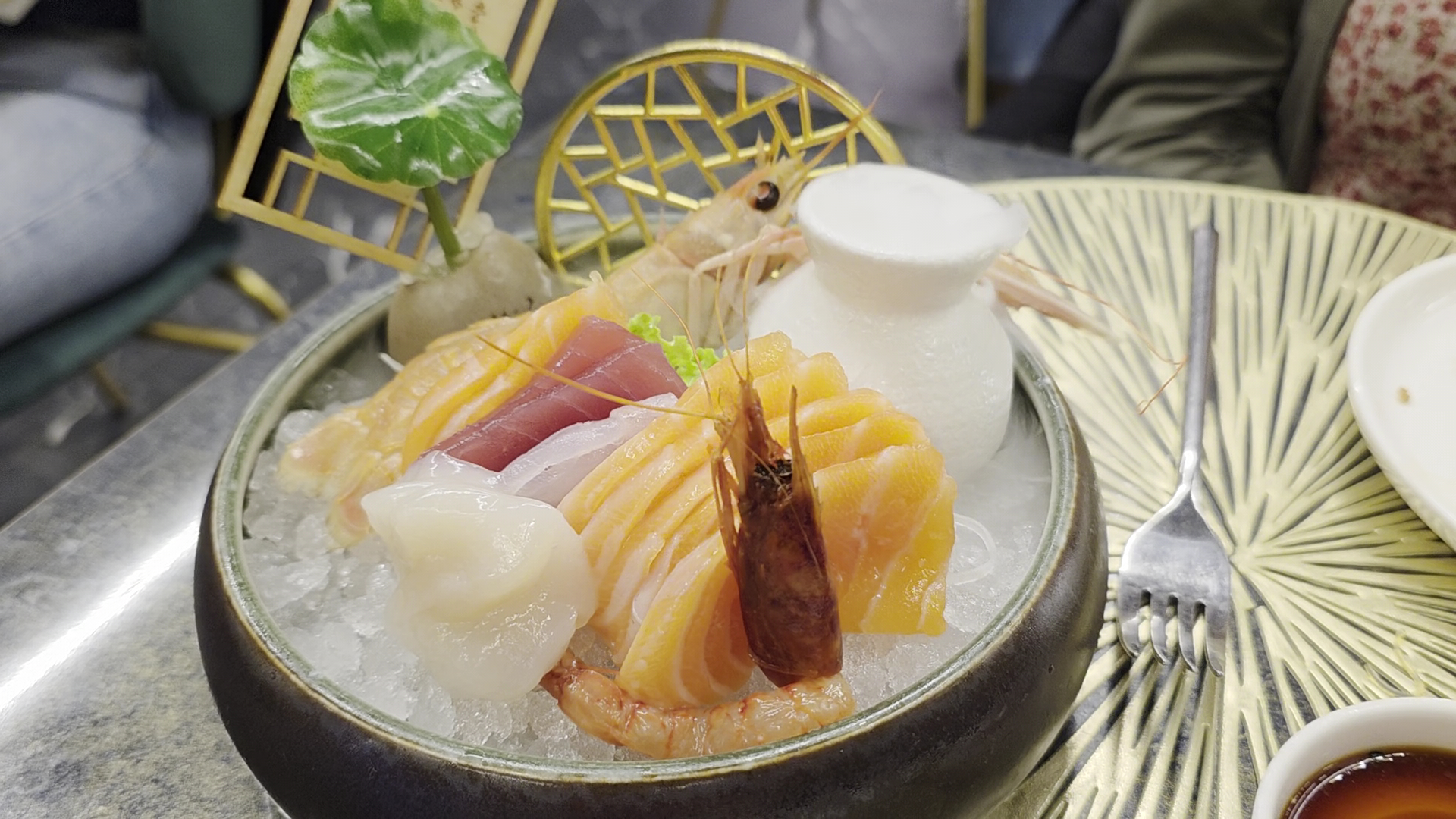KAYAMA SUSHI ASIAN FUSION