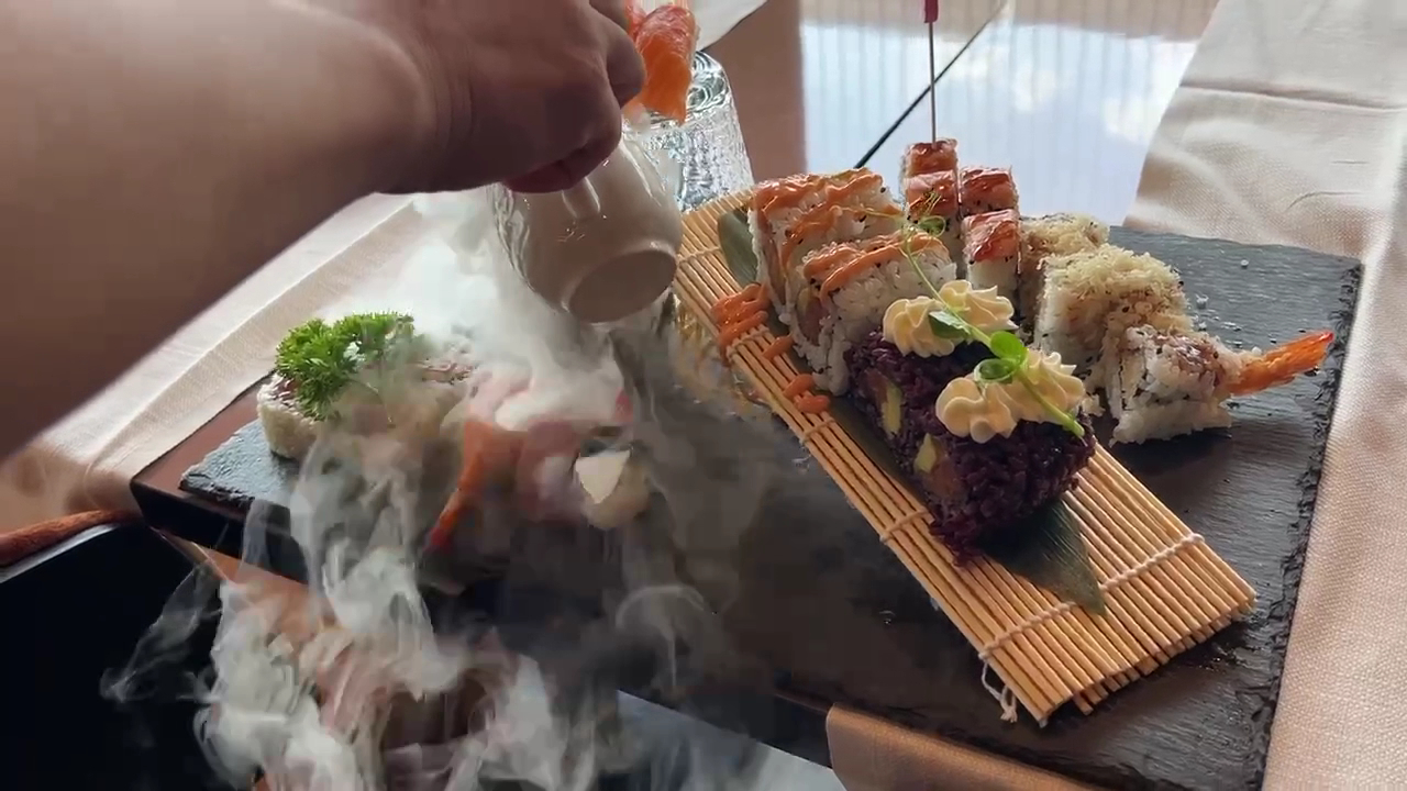 Kayi Sushi - Arco