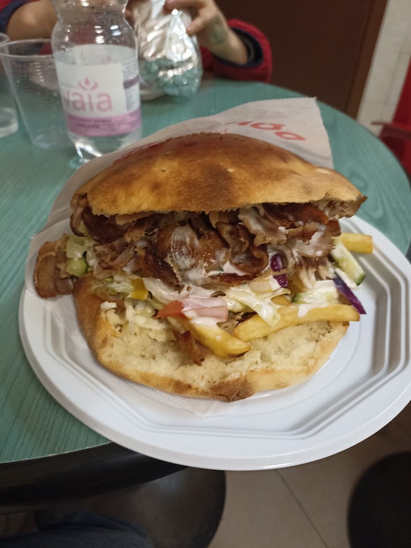 Kebab blu, Brescia