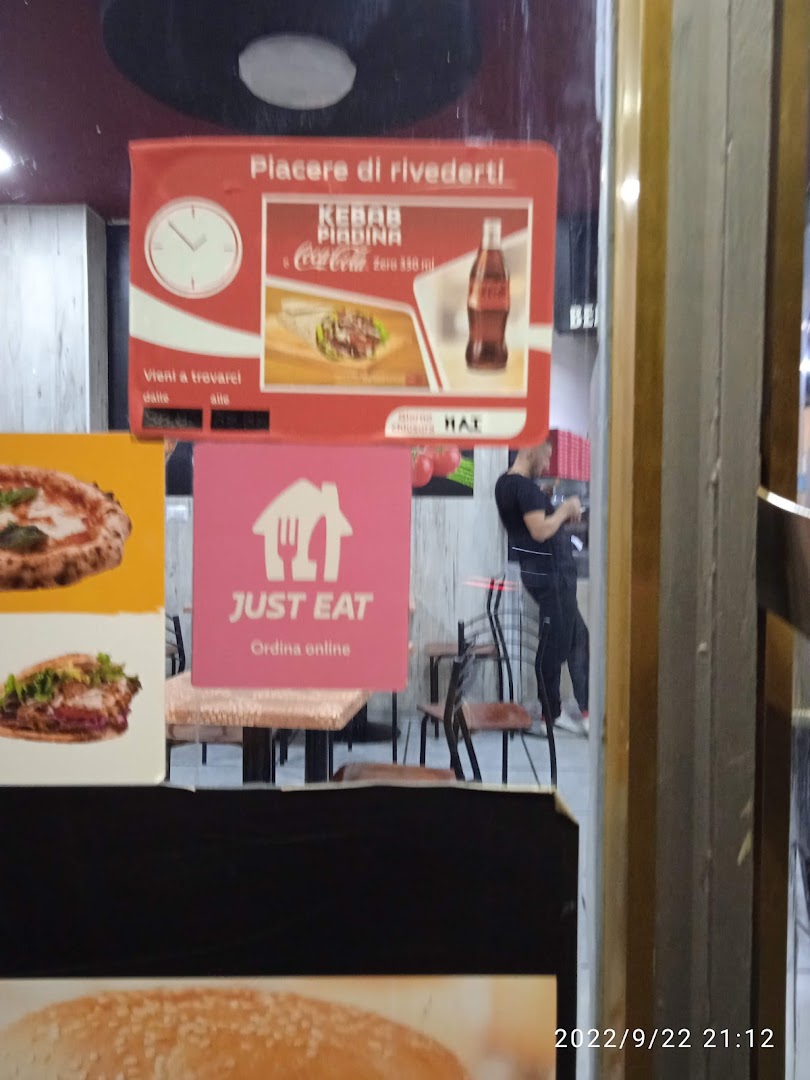 Kebab e Pizzeria — La Sfinge