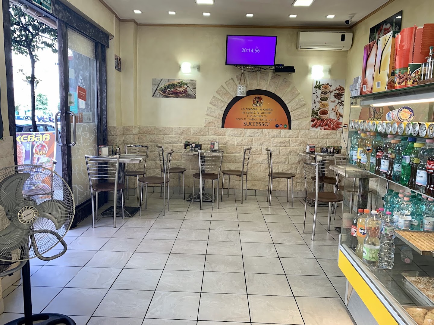 Kebabbaro Pizzeria, Roma