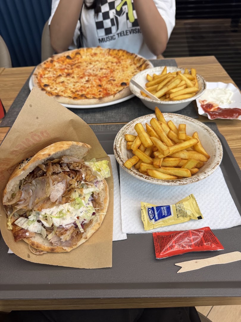 Kervansaray kebap pizza grill, Milano