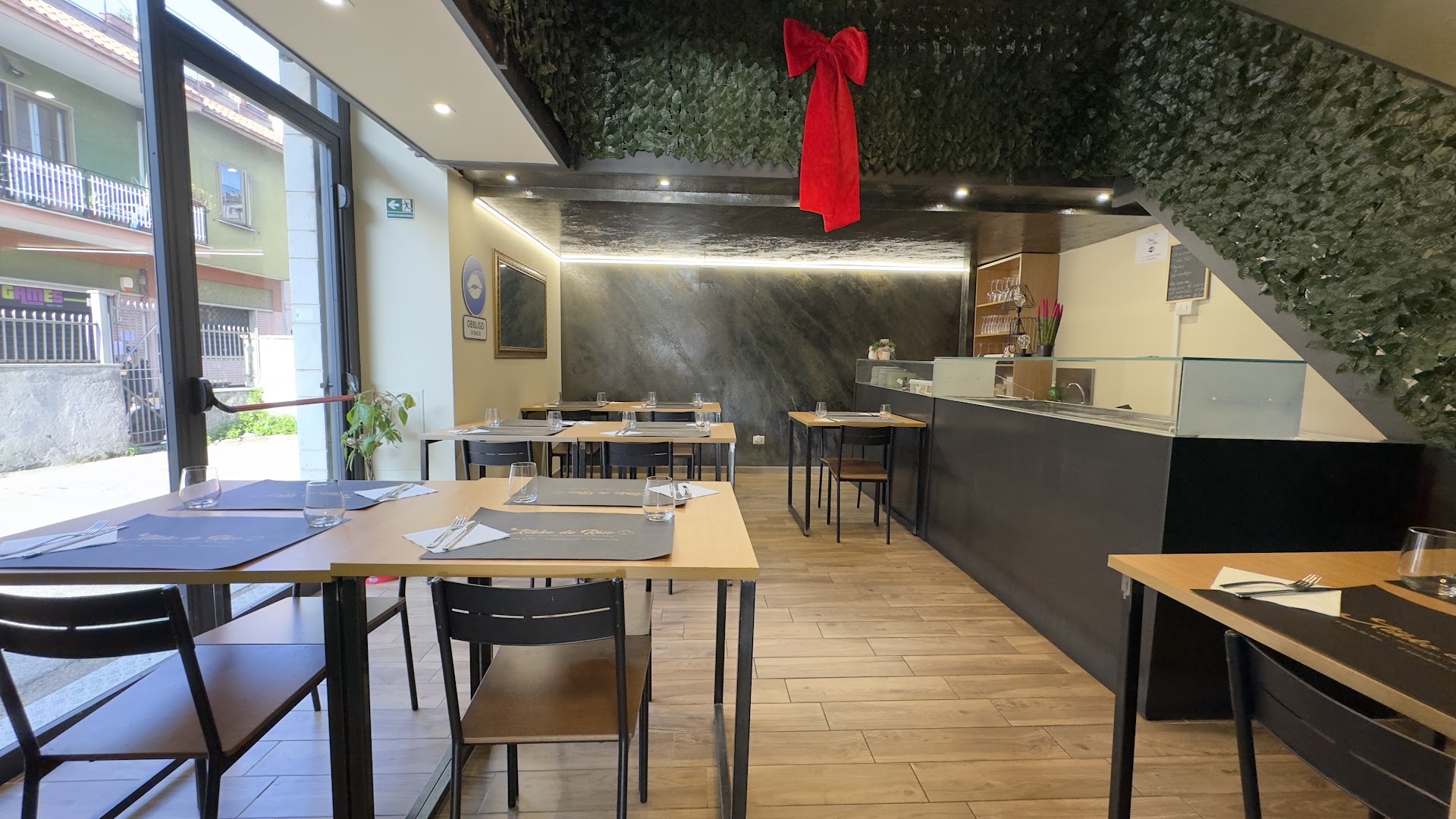 Kikko De Riso | Pizzeria - Tavola Calda - Bar - Pasticceria, Albano Laziale