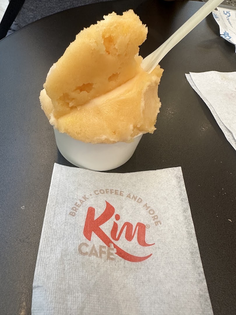 Kin Cafè, Centri Commerc. Baricentro-Auchan