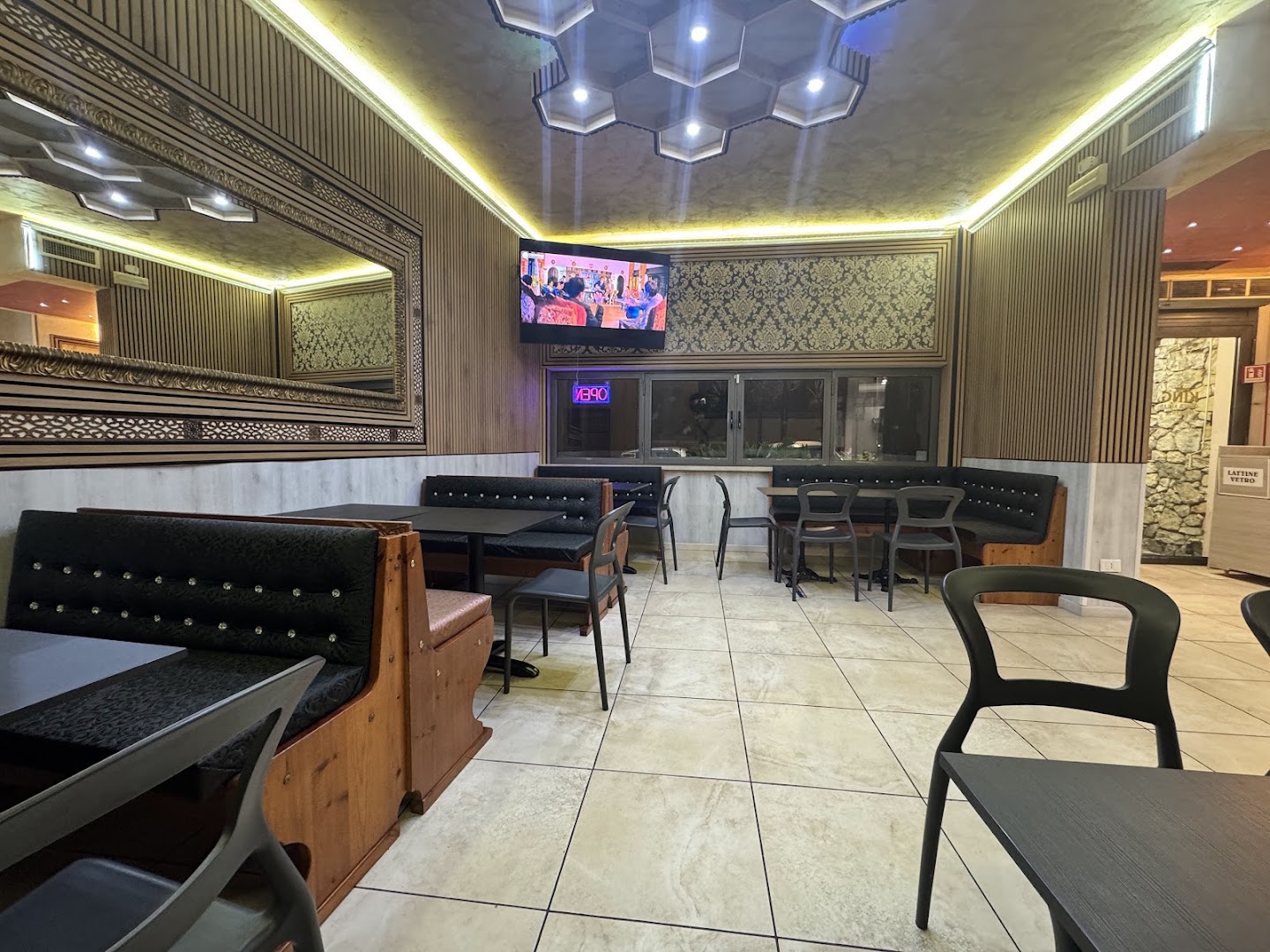 KING DONER KEBAB PIZZRIA