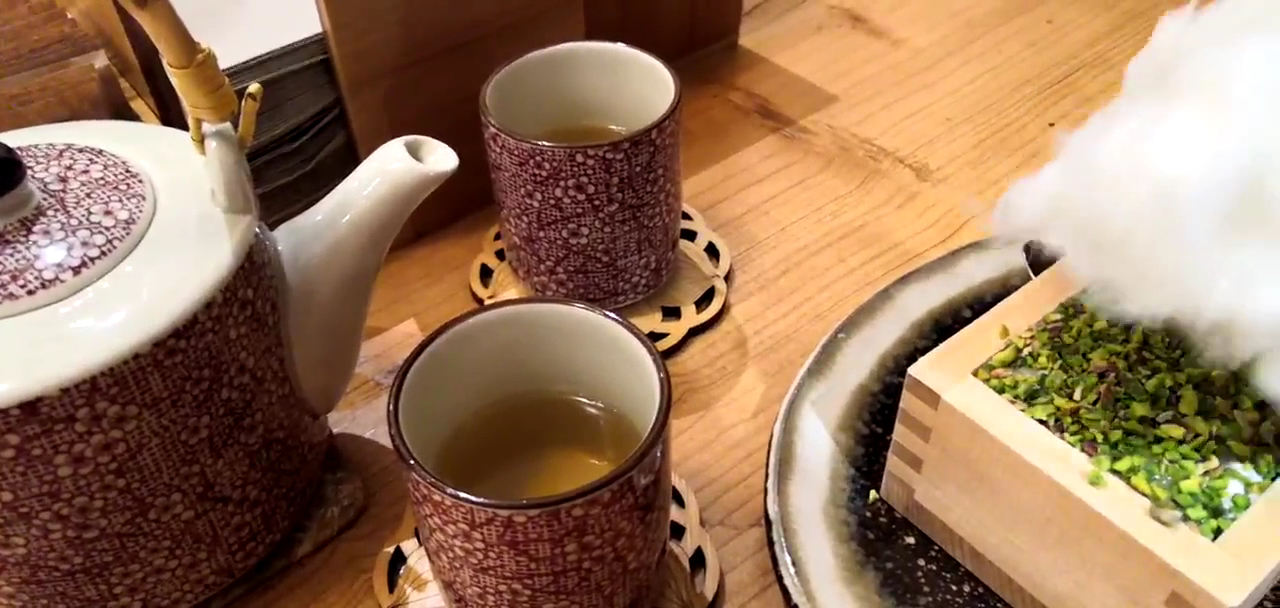 Kintsugi tea & cakes
