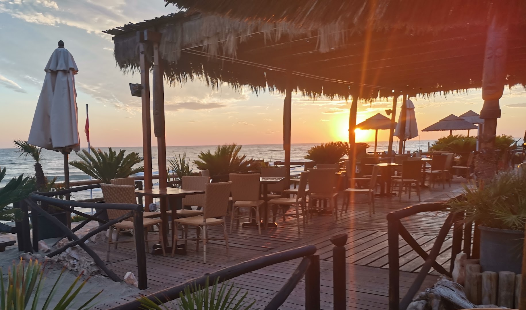 Kiosco caffè beach club