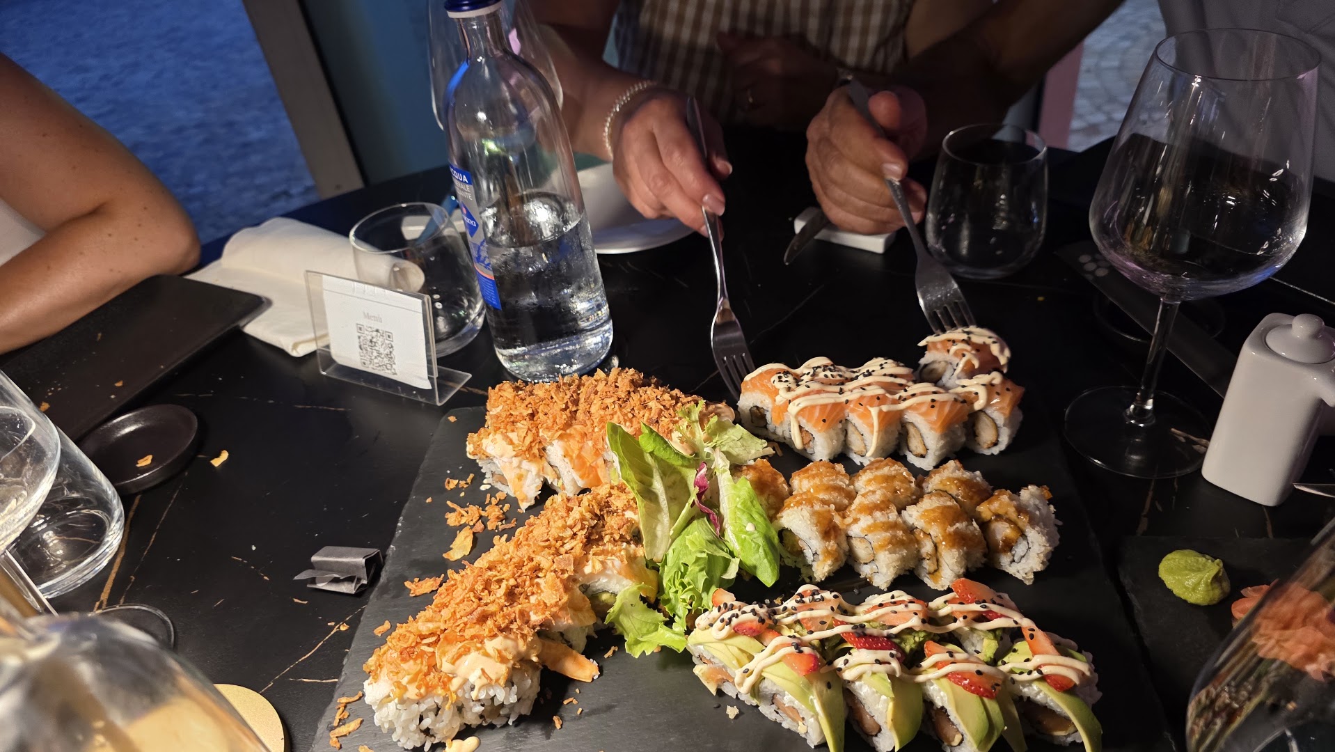 Kiro Kiro restaurant & sushi