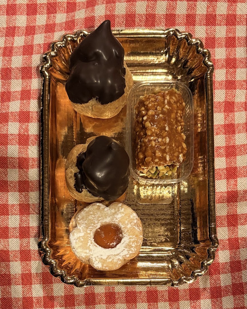 Kjdor Les Fleurs di Caroli Martino Antonio