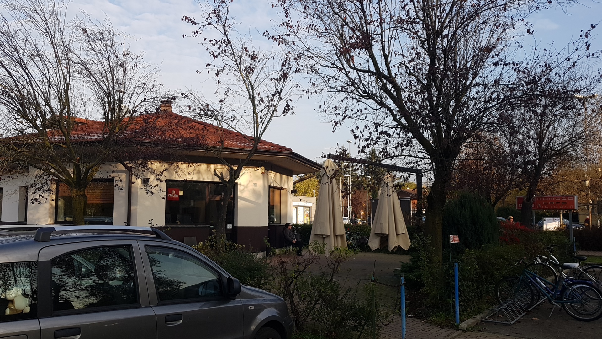 Komodo Cafè