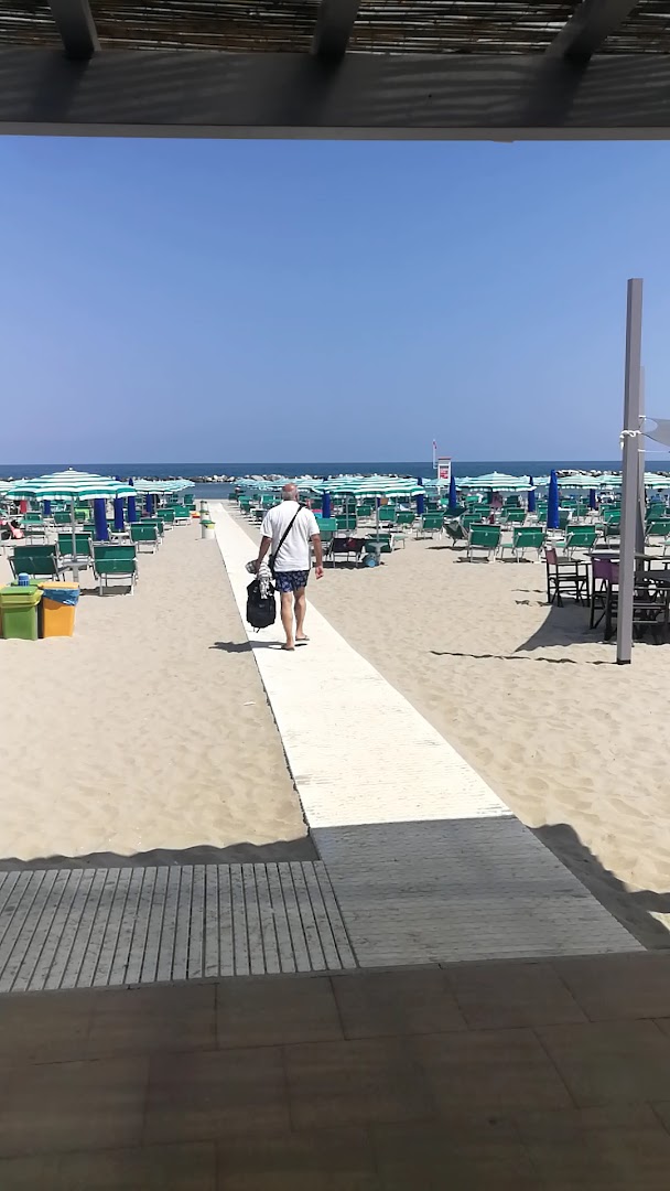 Kontiki Beach .86