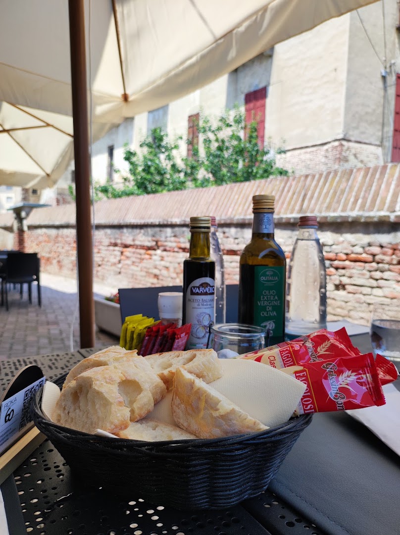 Kora Lounge Bar & Bistrot