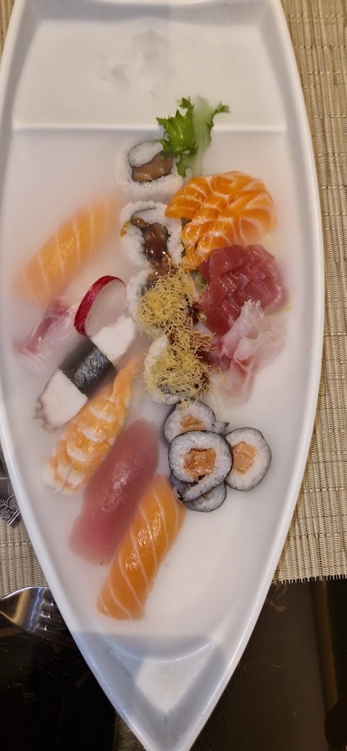 Koriyama sushi restaurant, Foligno
