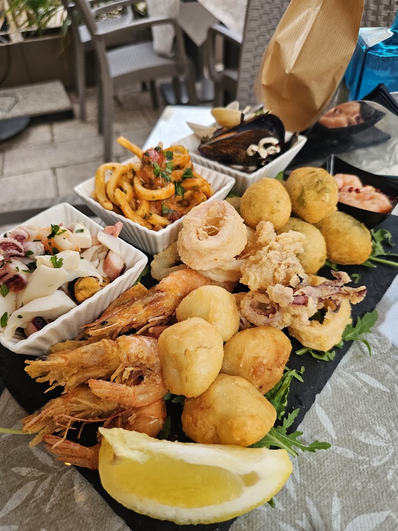 KraKen Restaurant and Spirits