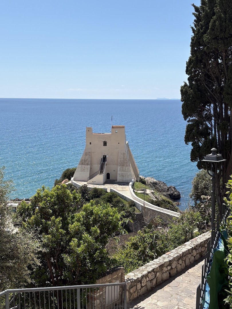 KraKen Restaurant and Spirits, Sperlonga