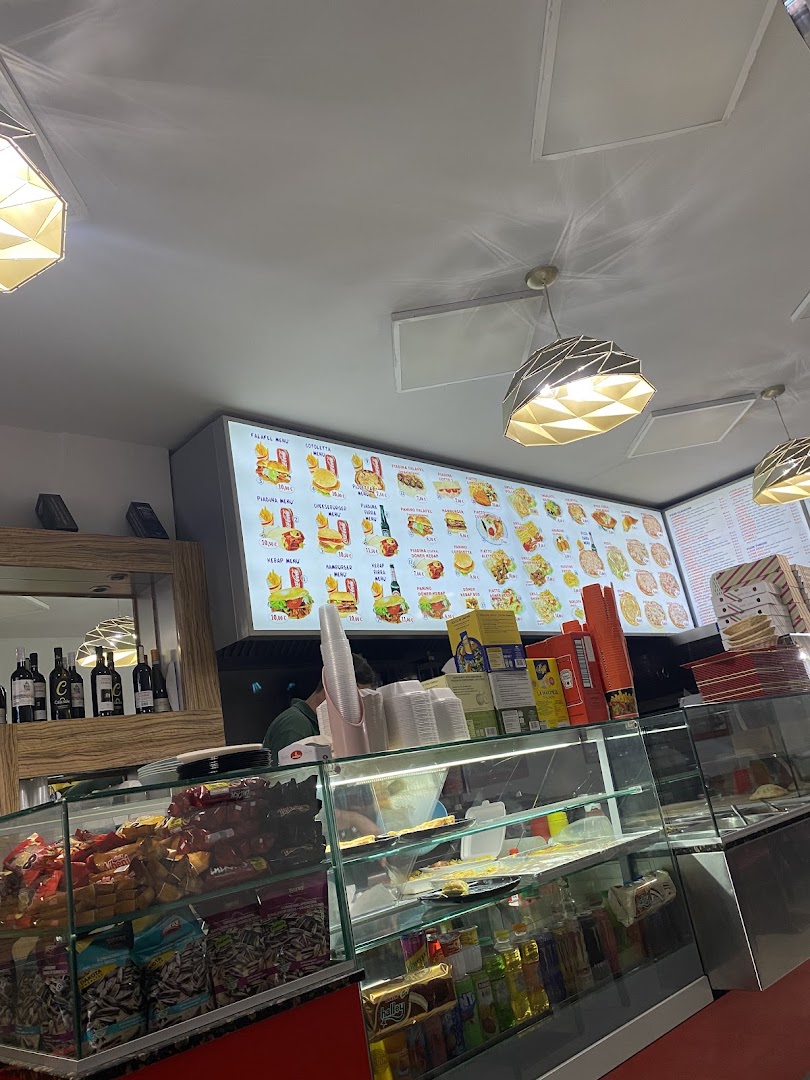 KRAL pizzeria kebap grill bar