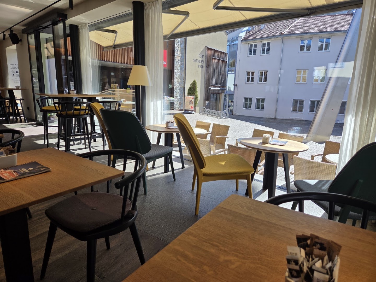 Kuntrawant Caffeebar