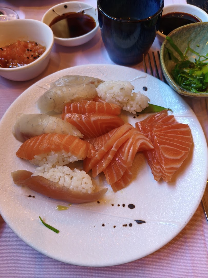 KURA SUSHI