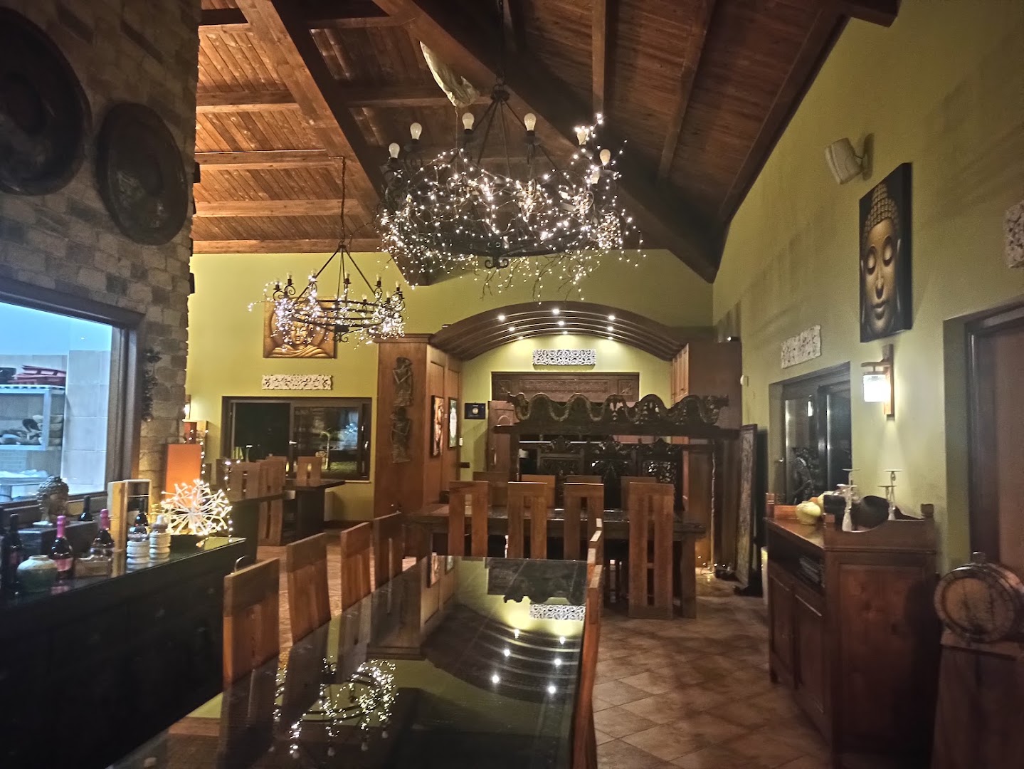 Kuta Restaurant Winehouse