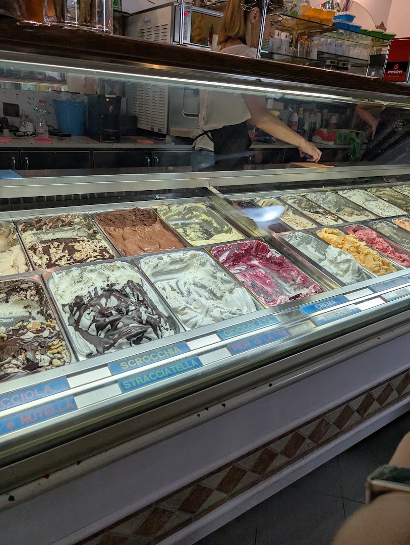 L' Angolo Del Gelato