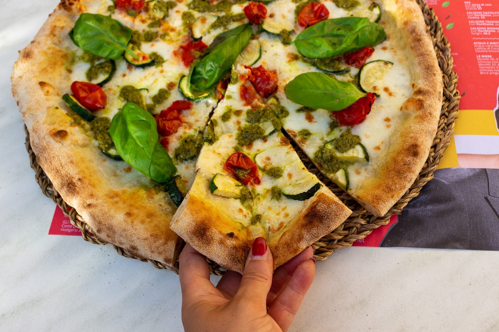 L’angolo della pizza, Luzzi
