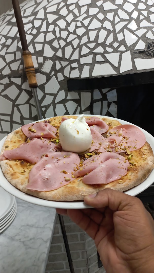 La Balena - Ristorante Pizzeria di Pesce Lucca