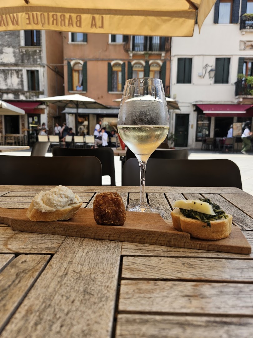 La Barrique Wine Bar
