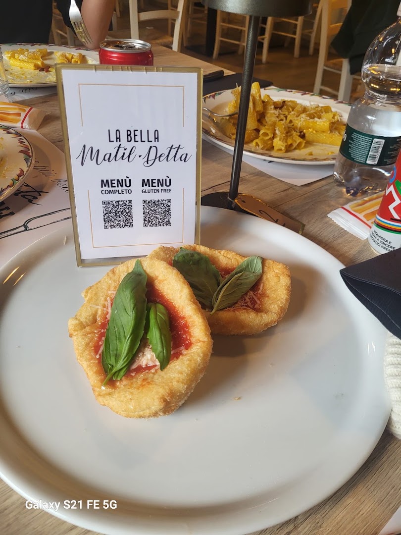 La Bella Matil Detta Pizzeria con forni a legna & Forno Gluten Free