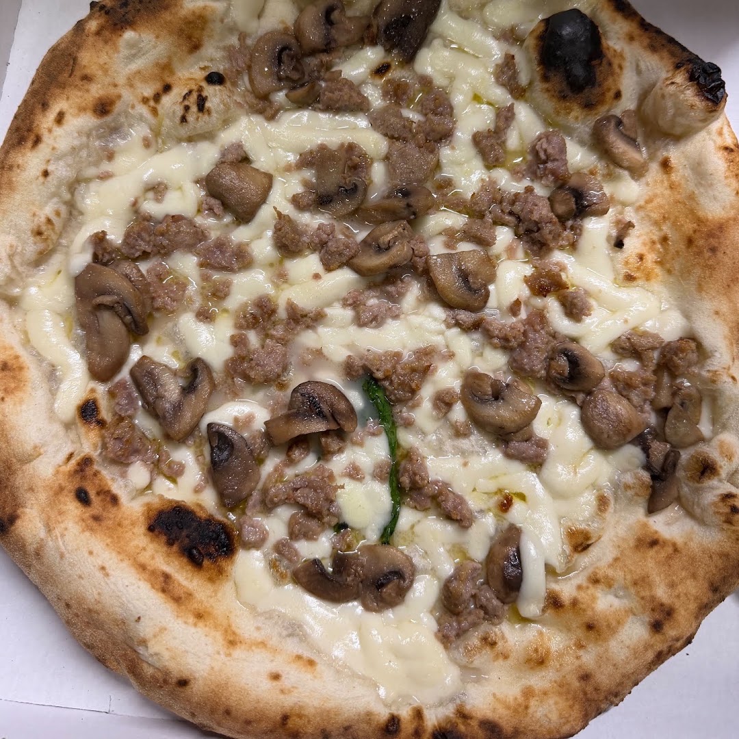 La Bella Napoli, Aprilia