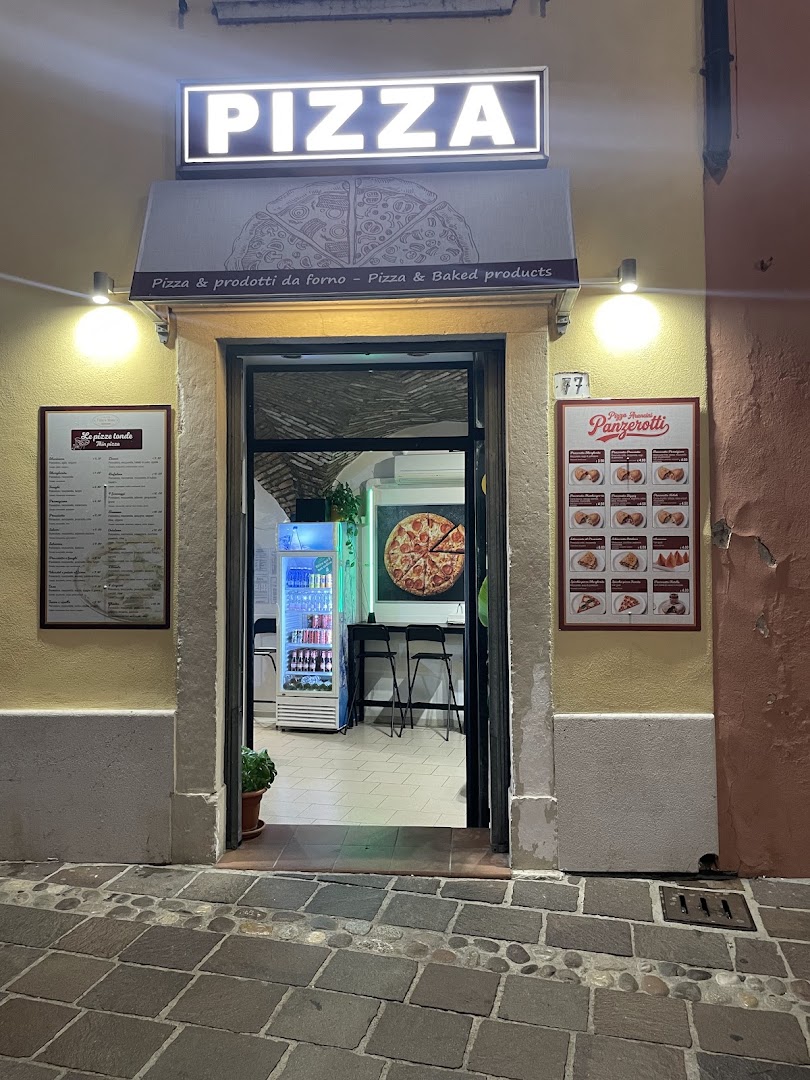 LA BELLA pizza, Desenzano del Garda