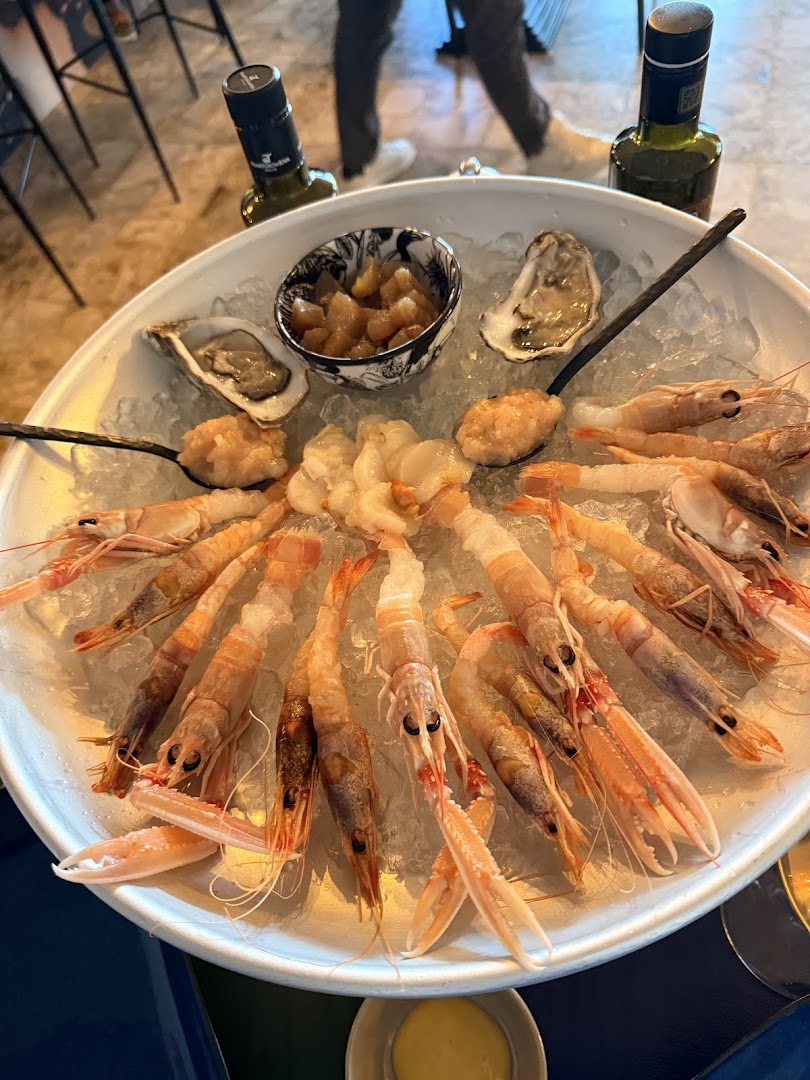 La Belle Vie 23 - WineBar/Bistrot