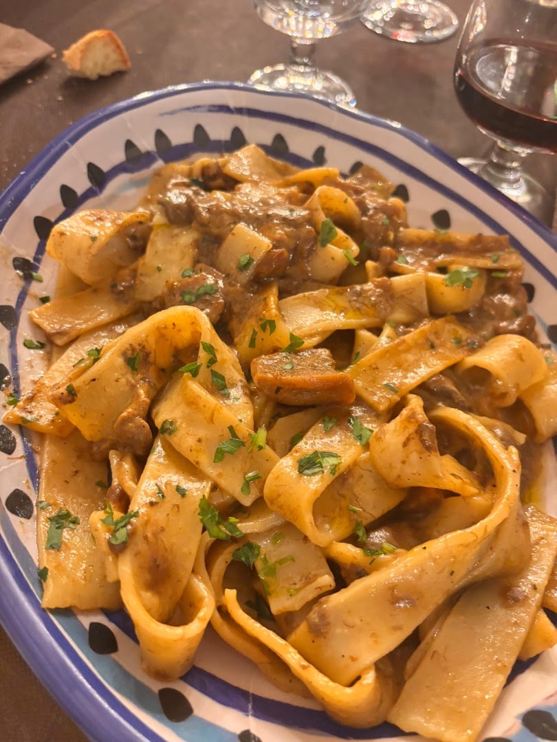 La Bisteccona Trattoria - Carnezzeria -