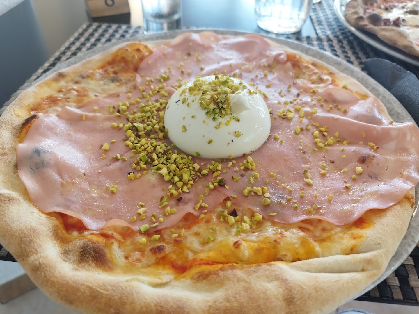 La Borgata | Bar, Pizzeria, Panini caldi