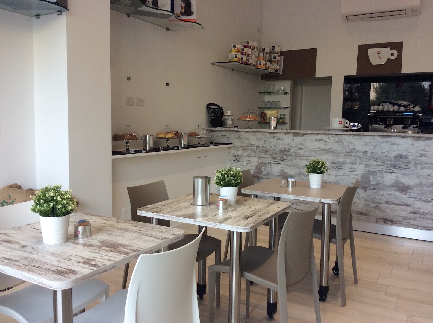La Bottega Della Cialda - Caffetteria - Rivendita cialde caffè delle migliori marche