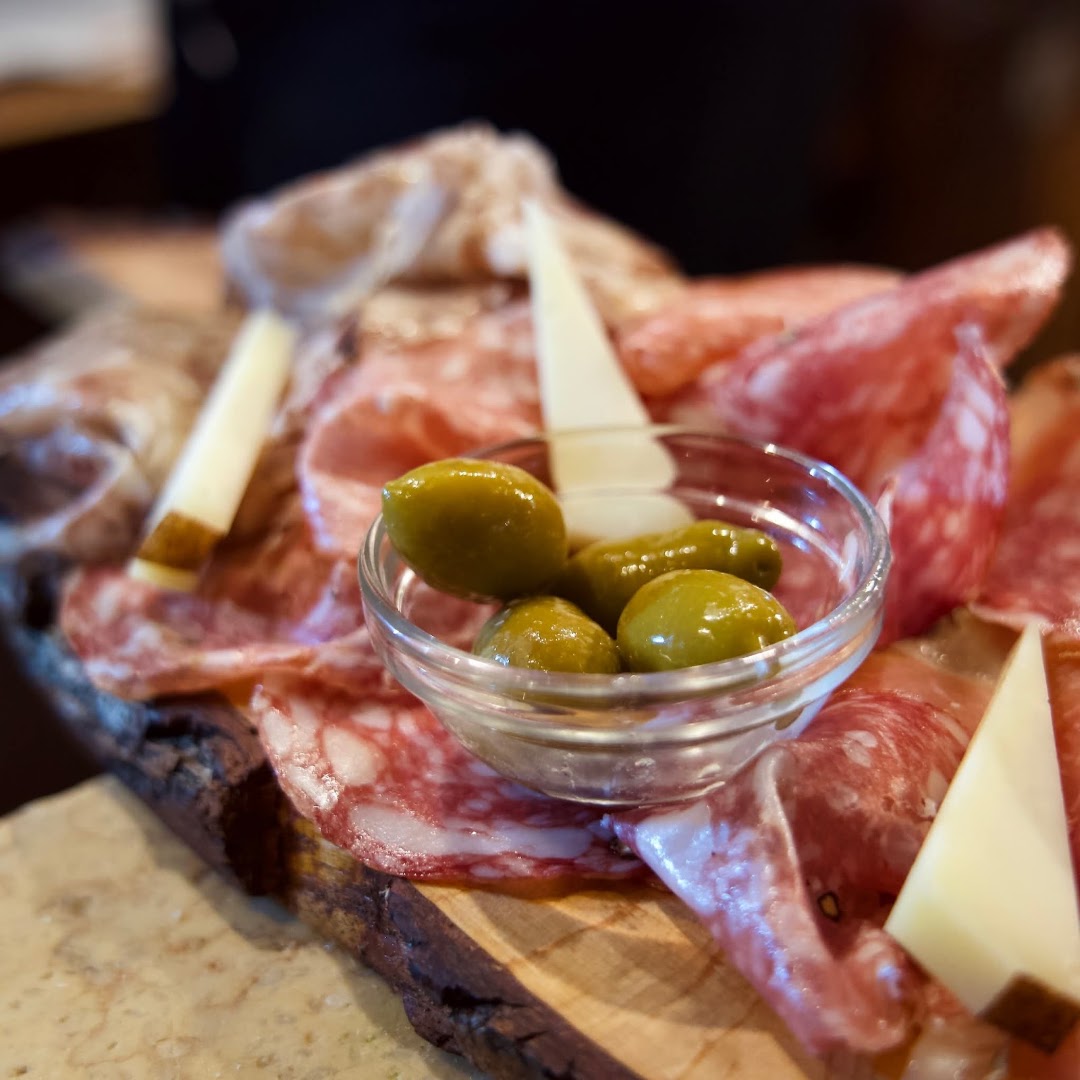 LA BOTTEGA DI VIA MAGGIO "OSTERIA IN BOTTEGA"