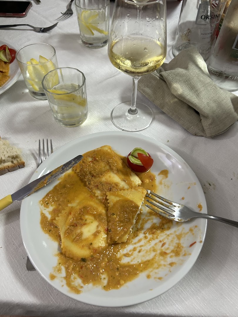 La Briglia - Ristorante Tipico con giardino -Hotel.