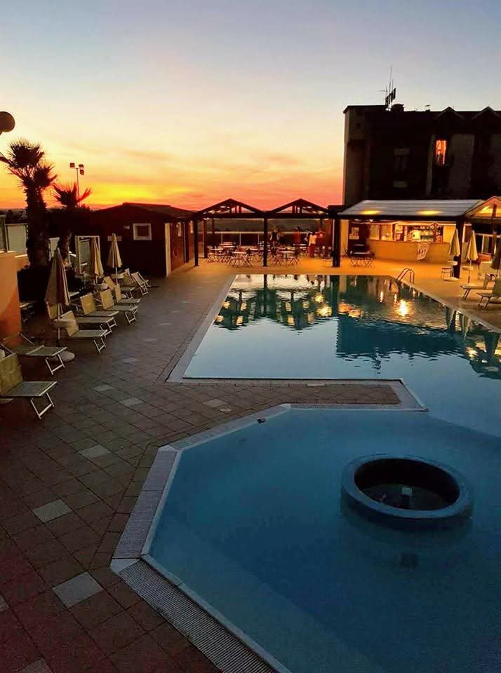 La Cantinella Restaurant-Hotel