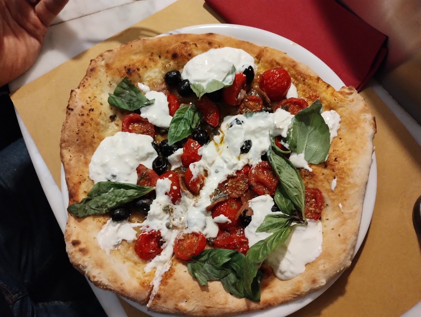 La Capricciosa, Donnas