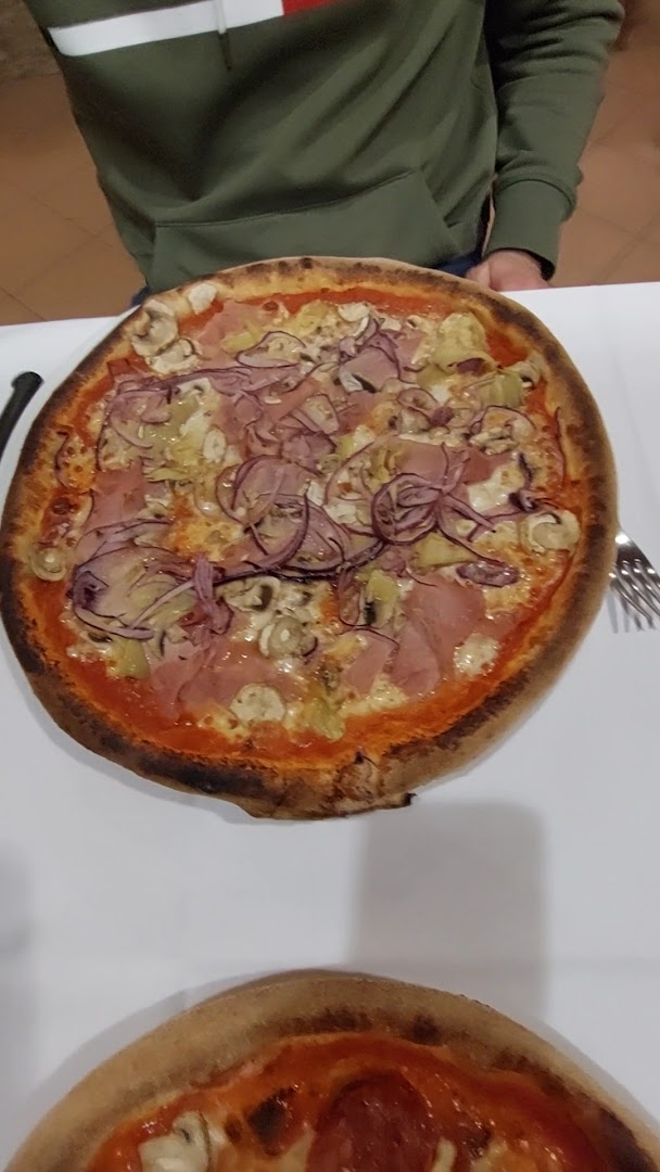 La Carriola Pizzeria Ristorante