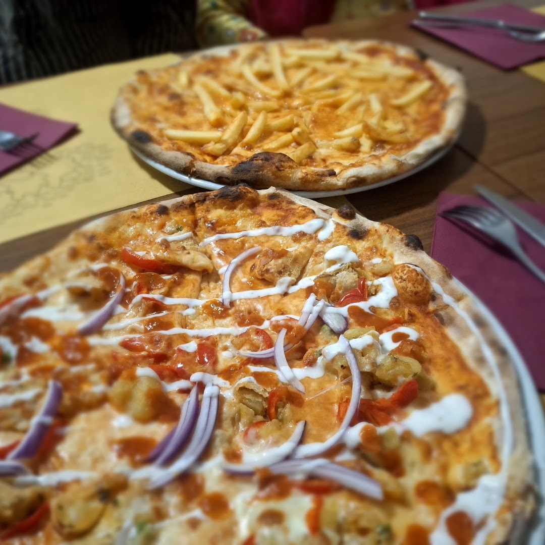 La Casa Della pizza