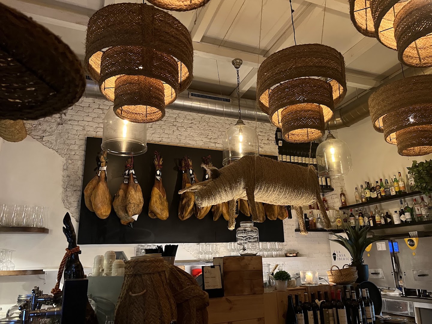 La Casa Iberica - Viale Premuda 1