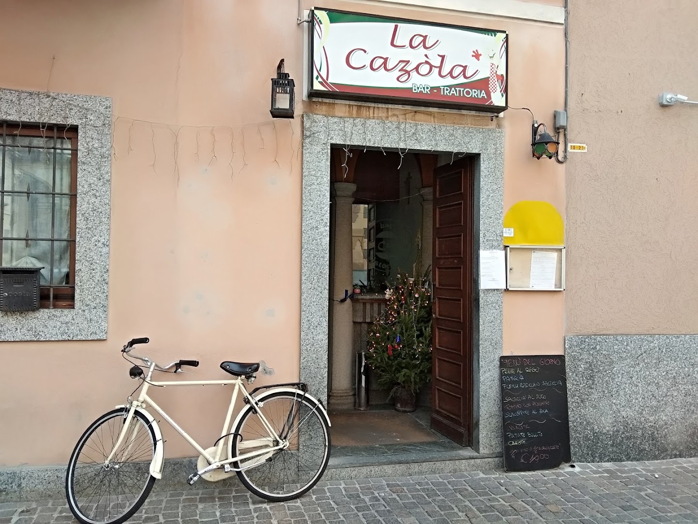 La Cazola Bar Trattoria