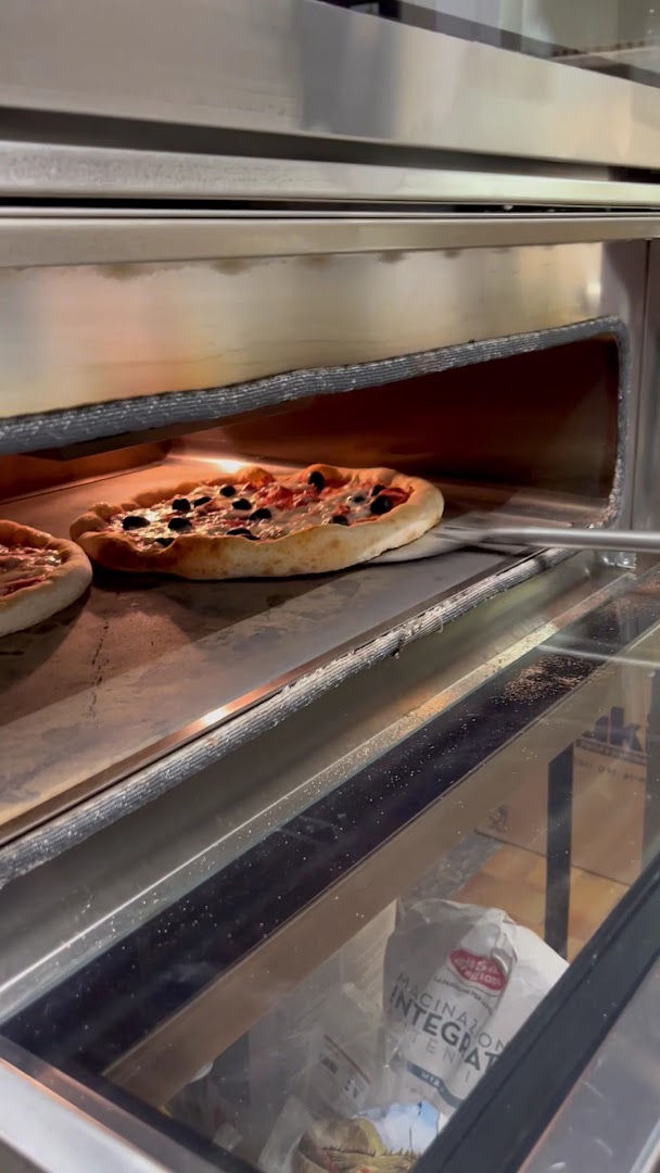 la Chicchera Pizzeria- Bar-Supermercato
